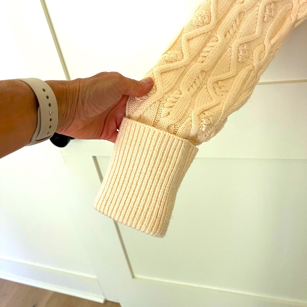 Paige Raundi cable knit cropped sweater. Ivory size: M - Picture 7 of 7